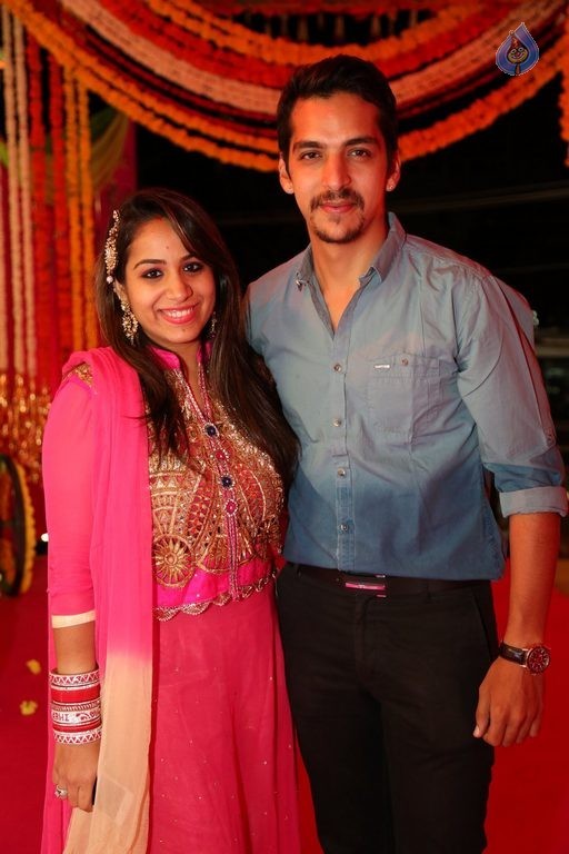 Avinash and Aayna Sufi Ceremony Photos - 21 / 81 photos