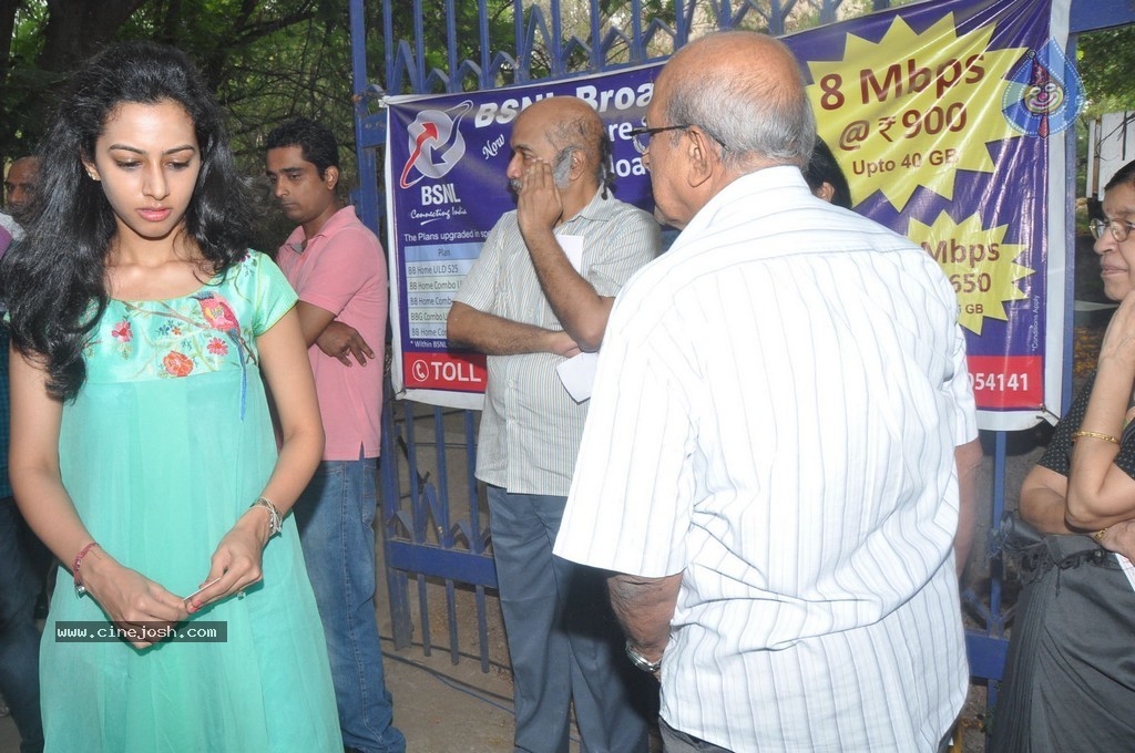 Balakrishna and Family Cast Their Votes - 3 / 75 photos