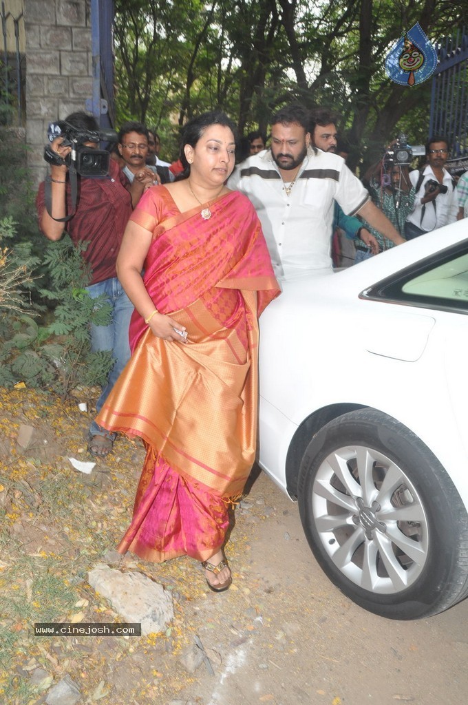 Balakrishna and Family Cast Their Votes - 33 / 75 photos