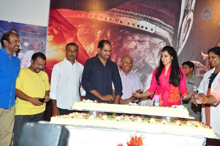 Balakrishna Birthday Celebrations at Basavatarakam Cancer Hospital - 9 / 52 photos