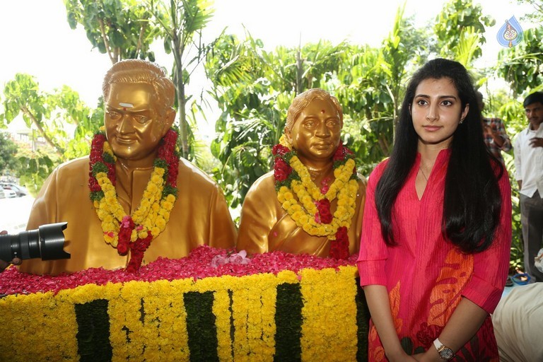 Balakrishna Birthday Celebrations at Basavatarakam Cancer Hospital - 38 / 52 photos
