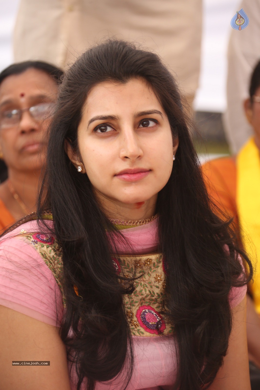 Balakrishna Daughter Brahmani Photos - 2 / 21 photos