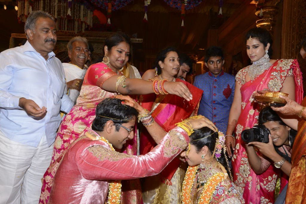 Sribharath and Tejaswini Jeelakarra Bellam Photos - 148 / 180 photos