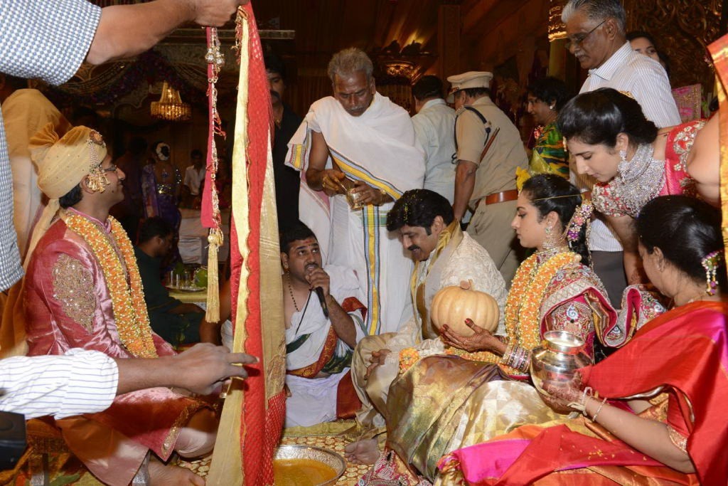 Sribharath and Tejaswini Jeelakarra Bellam Photos - 173 / 180 photos