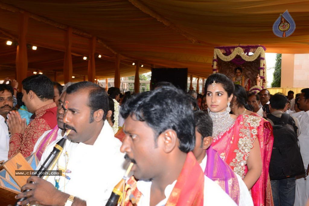 Balakrishna Daughter Tejaswini in Pallaki Photos - 15 / 172 photos