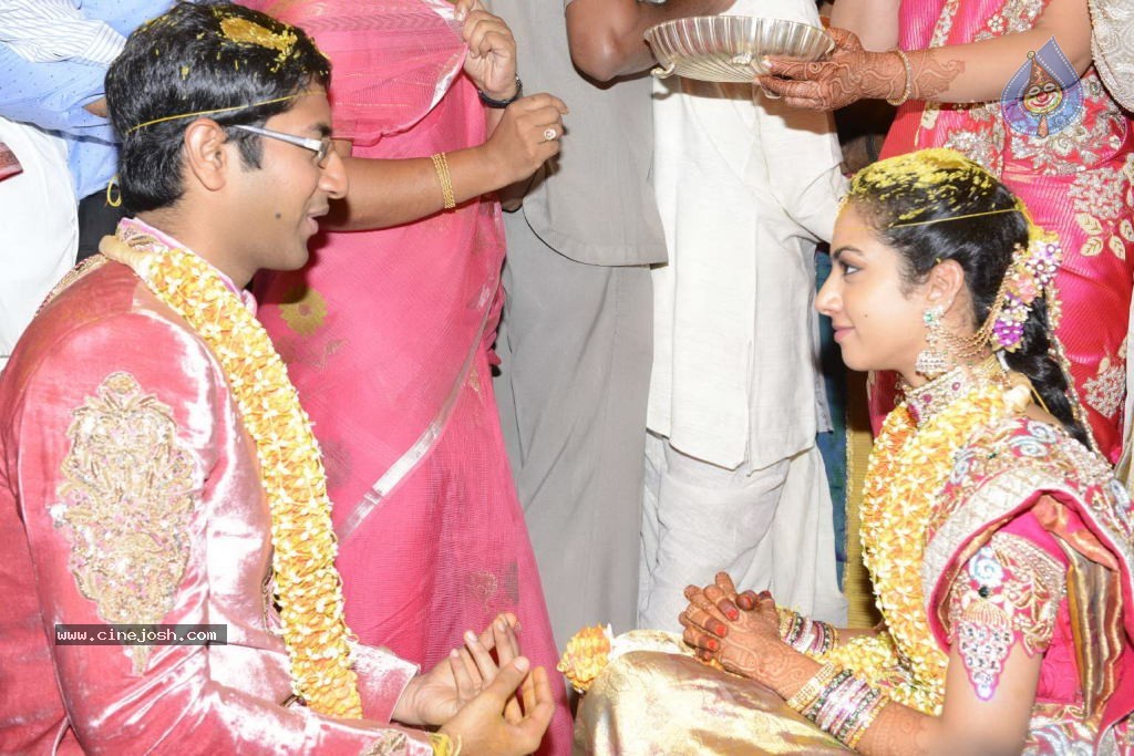 Balakrishna Daughter Tejaswini in Pallaki Photos - 87 / 172 photos