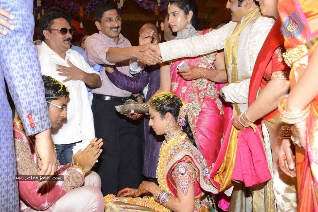 Balakrishna Daughter Tejaswini in Pallaki Photos - 145 / 172 photos