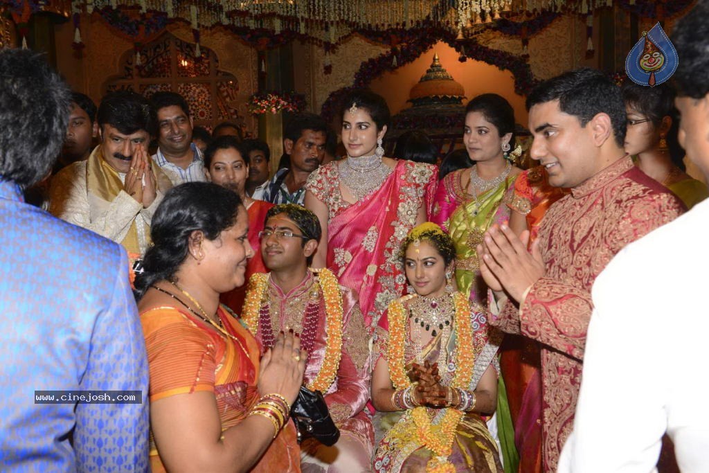 Balakrishna Daughter Tejaswini in Pallaki Photos - 168 / 172 photos