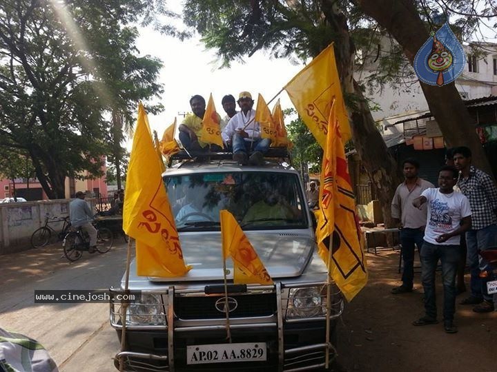 Balakrishna Hindupur Nomination Hungama - 22 / 24 photos