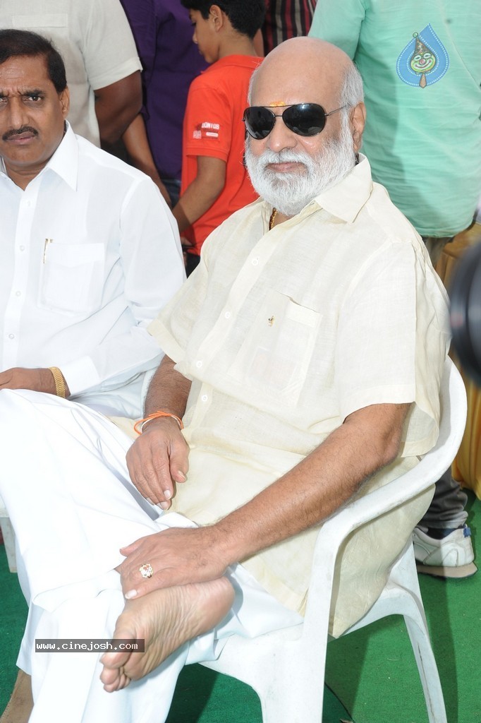 Balakrishna Launches Raju Gari Ruchulu - 15 / 304 photos