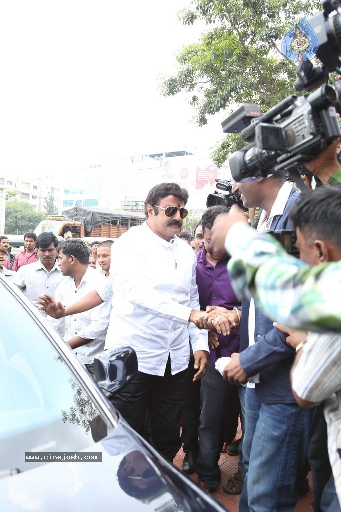 Balakrishna Launches Raju Gari Ruchulu - 28 / 304 photos