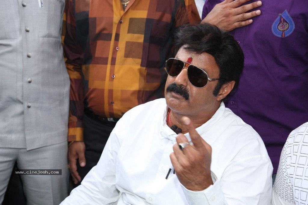 Balakrishna Launches Raju Gari Ruchulu - 30 / 304 photos