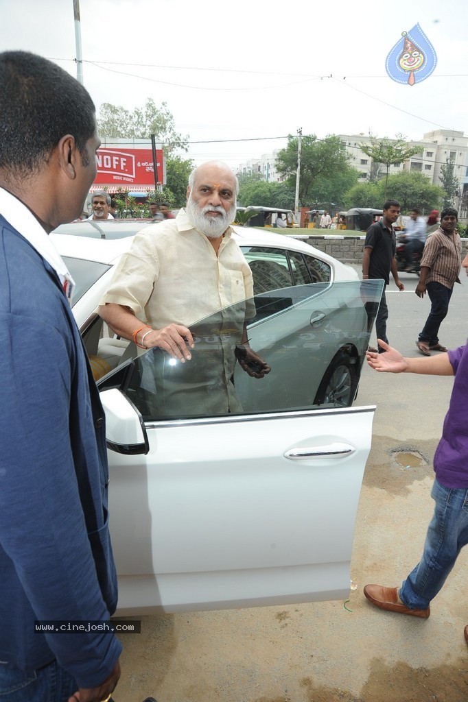 Balakrishna Launches Raju Gari Ruchulu - 100 / 304 photos