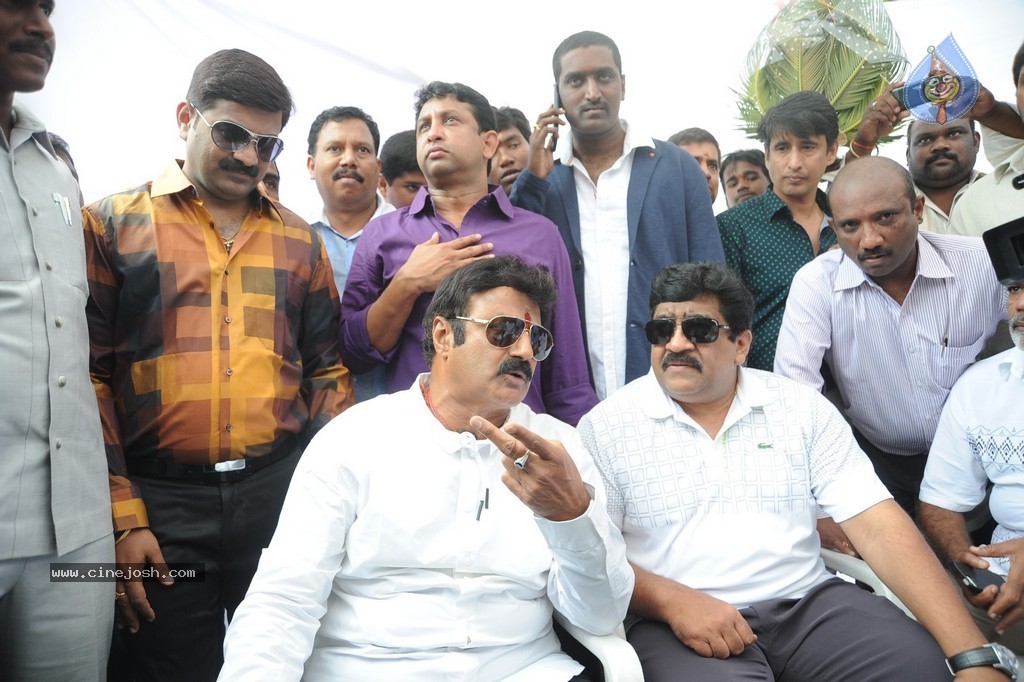Balakrishna Launches Raju Gari Ruchulu - 127 / 304 photos