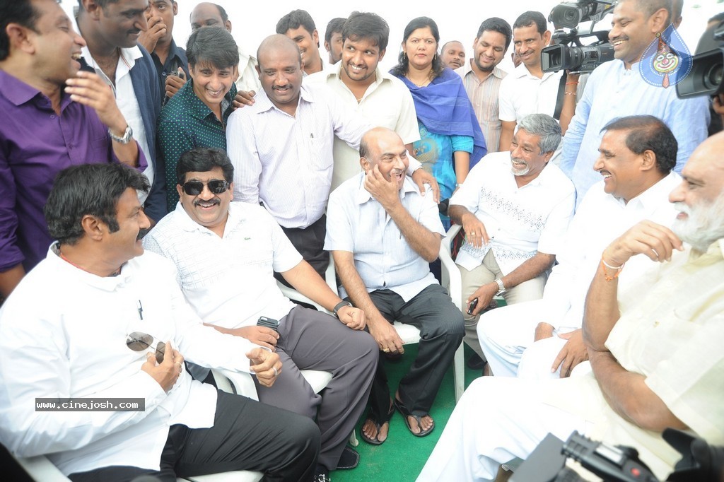 Balakrishna Launches Raju Gari Ruchulu - 149 / 304 photos