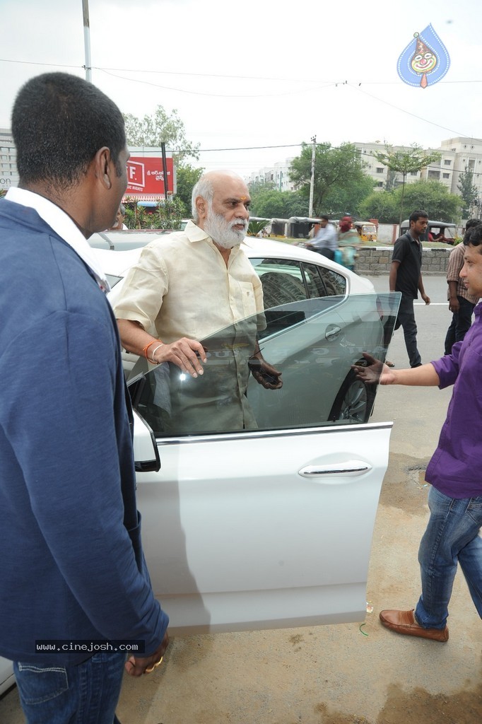 Balakrishna Launches Raju Gari Ruchulu - 168 / 304 photos