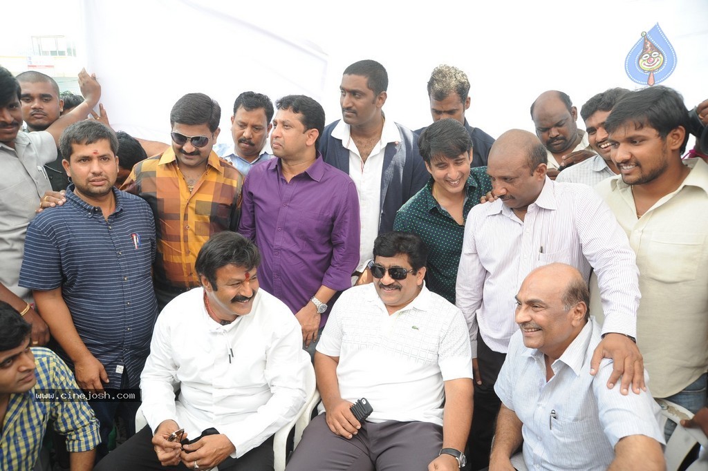 Balakrishna Launches Raju Gari Ruchulu - 238 / 304 photos