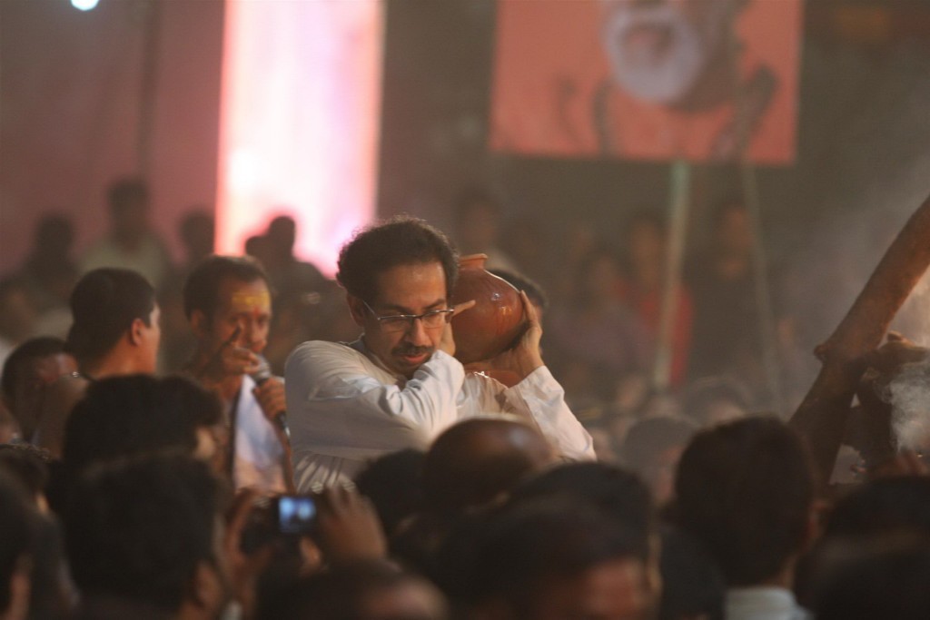 Balasaheb Thackeray Funeral Event - 1 / 95 photos
