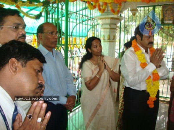 Balayya Inaugurates new Facilities for Cancer Patients at IACI - 2 / 6 photos