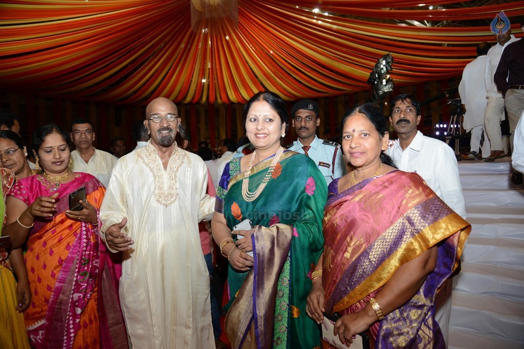 Bandaru Dattatreya Daughter Marriage Photos - 41 / 128 photos