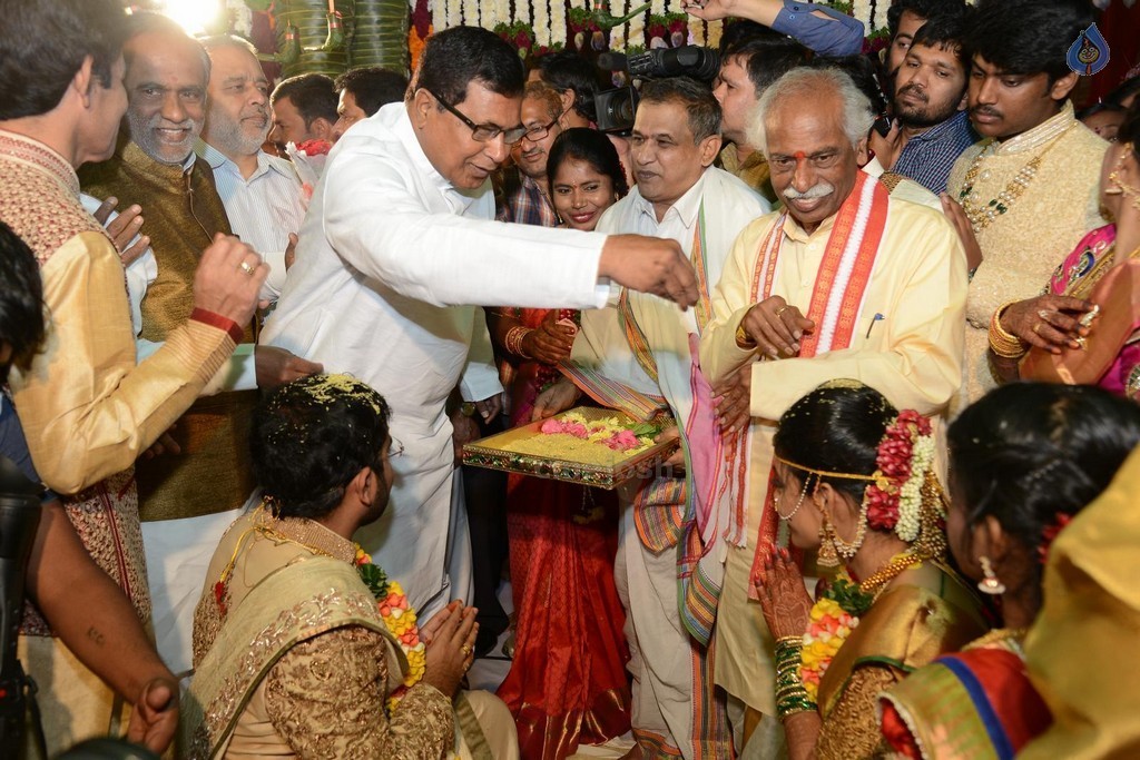 Bandaru Dattatreya Daughter Marriage Photos - 126 / 128 photos