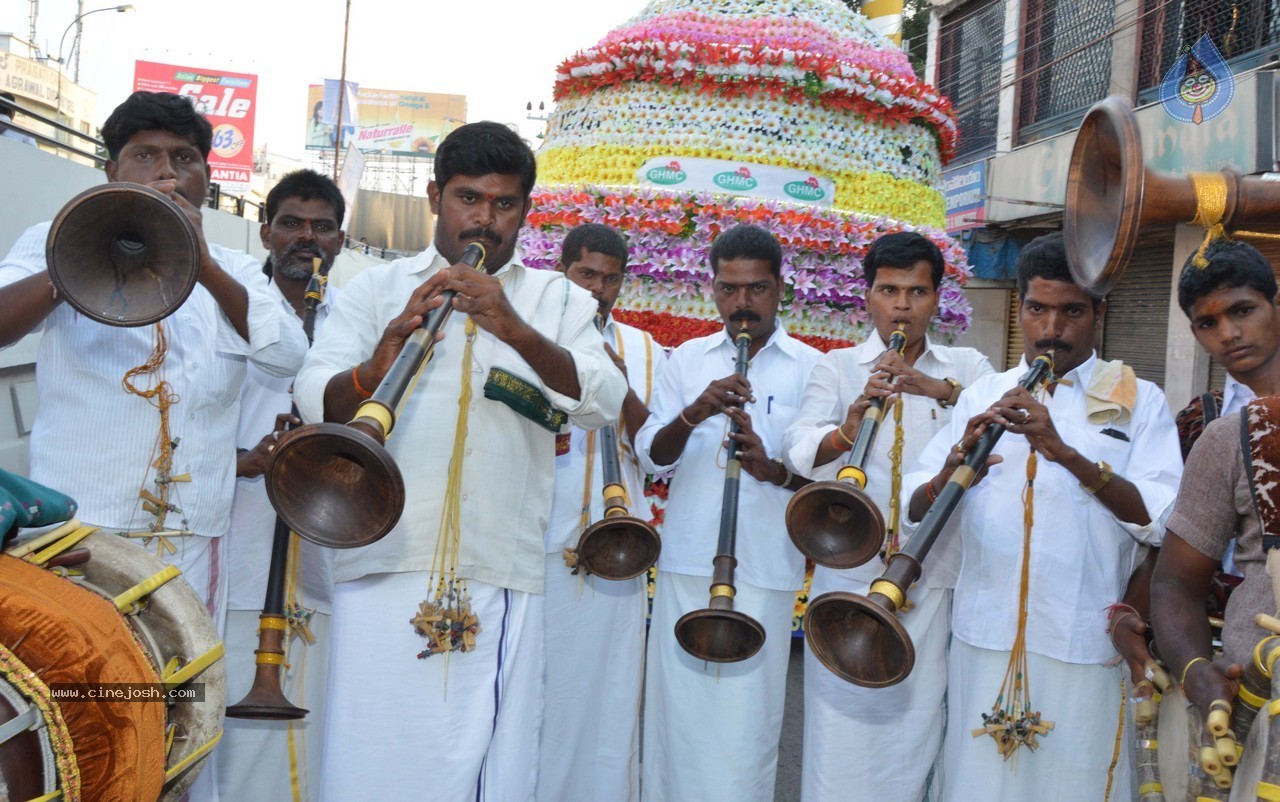 Bathukamma Festival at Tankbund - 33 / 36 photos