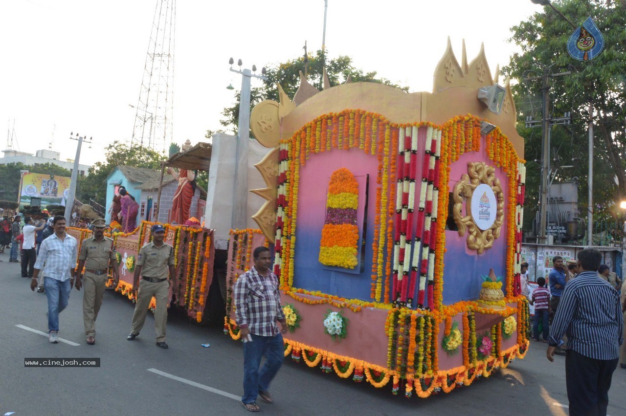 Bathukamma Festival at Tankbund - 34 / 36 photos