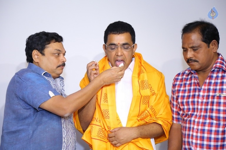 Bekkam Venugopal Birthday Celebrations - 6 / 28 photos