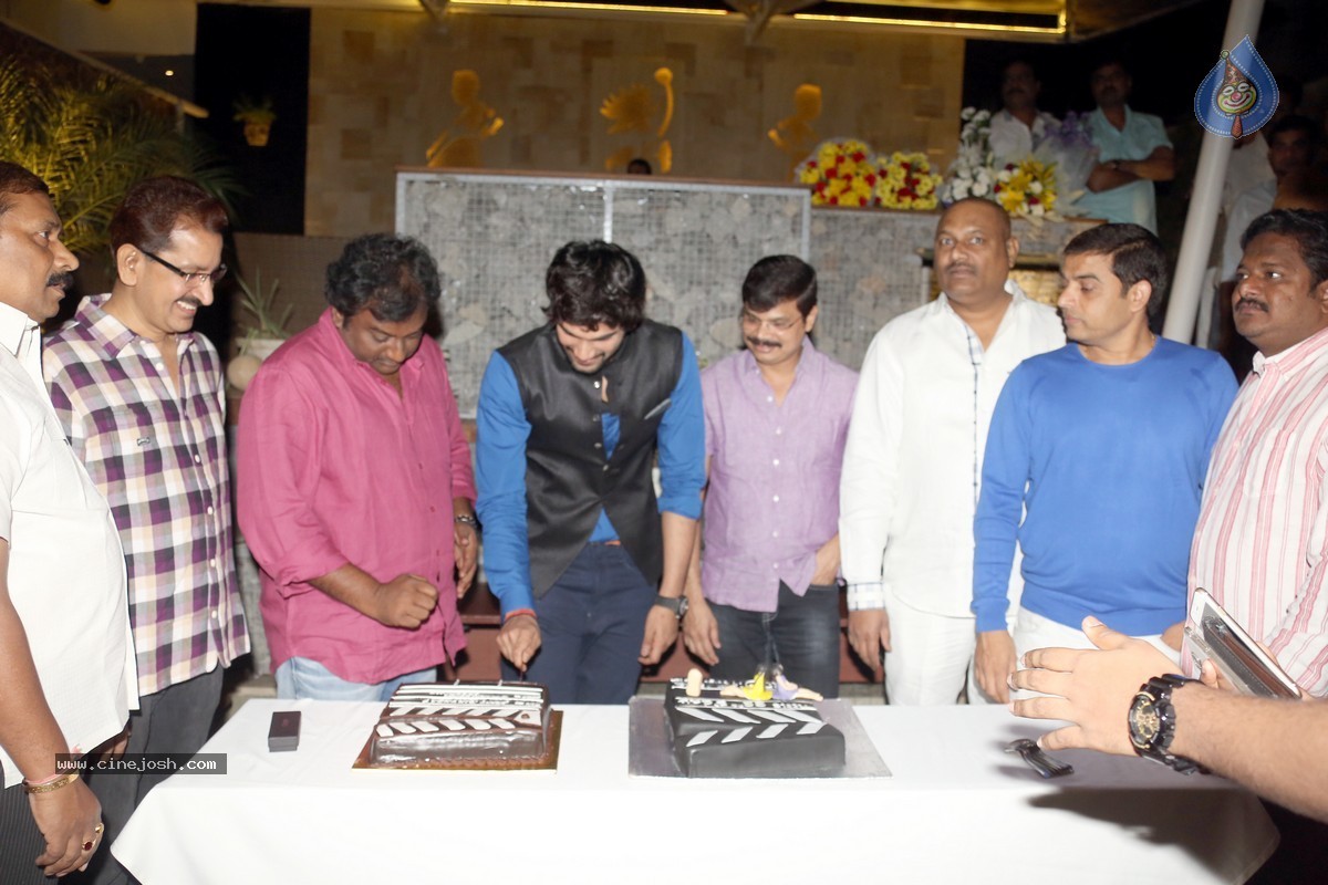 Bellamkonda Srinivas Bday Celebrations - 18 / 43 photos