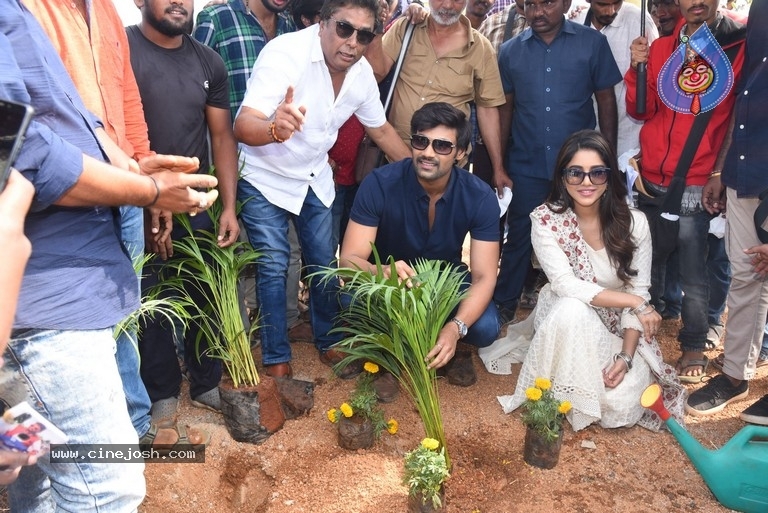 Bellamkonda Srinivas Birthday Celebrations - 36 / 58 photos