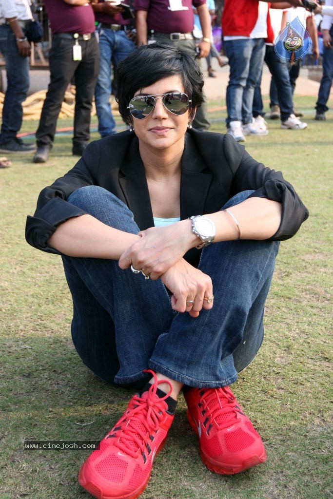 Bengal Tigers Vs Mumbai Heroes Match - 43 / 216 photos