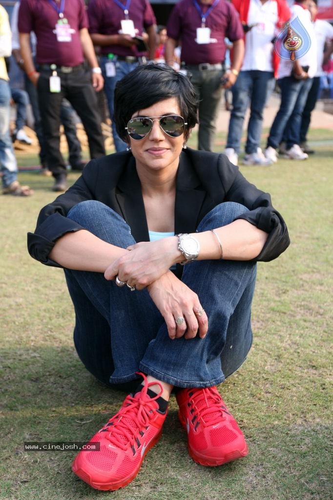 Bengal Tigers Vs Mumbai Heroes Match - 70 / 216 photos