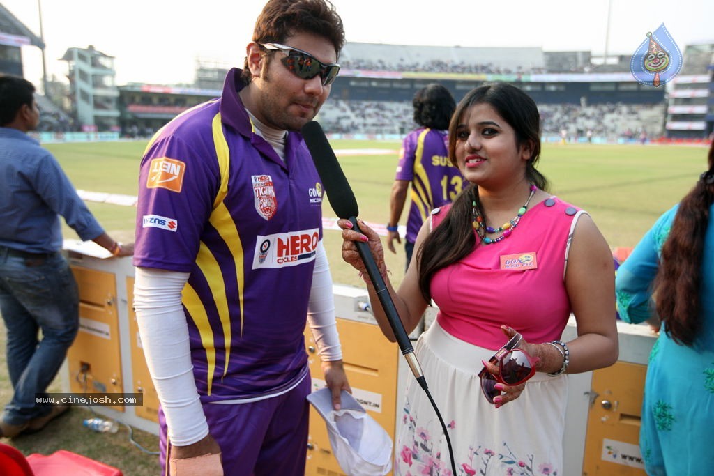 Bengal Tigers Vs Mumbai Heroes Match - 74 / 216 photos