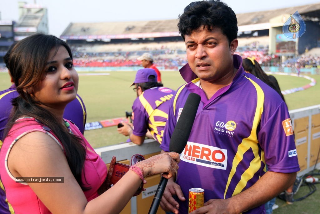 Bengal Tigers Vs Mumbai Heroes Match - 101 / 216 photos