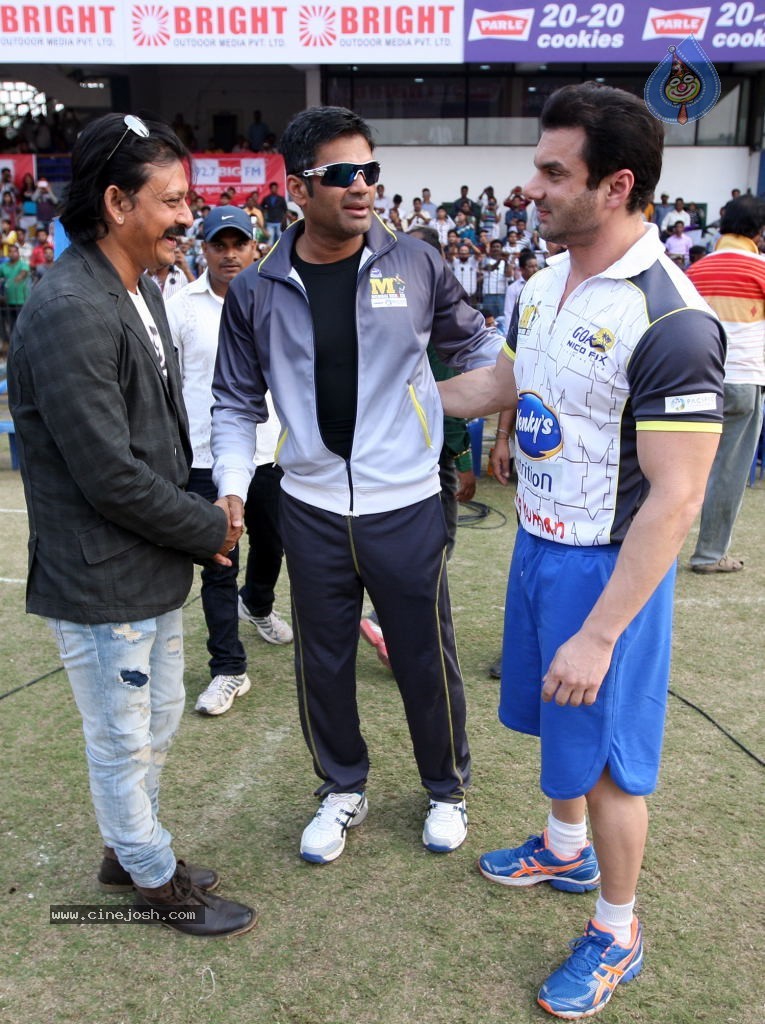 Bengal Tigers Vs Mumbai Heroes Match - 153 / 216 photos