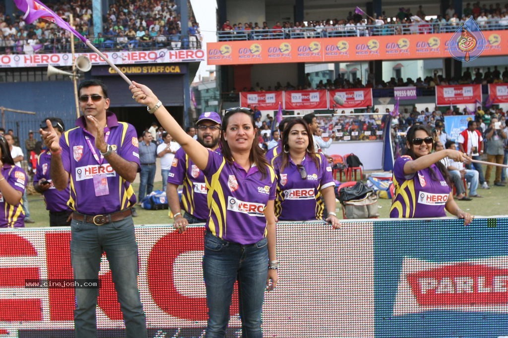 Bengal Tigers Vs Mumbai Heroes Match - 174 / 216 photos