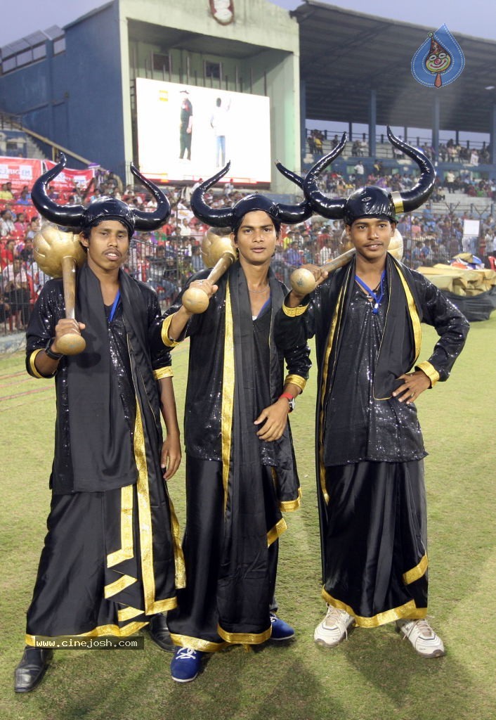 Bengal Tigers Vs Mumbai Heroes Match - 183 / 216 photos