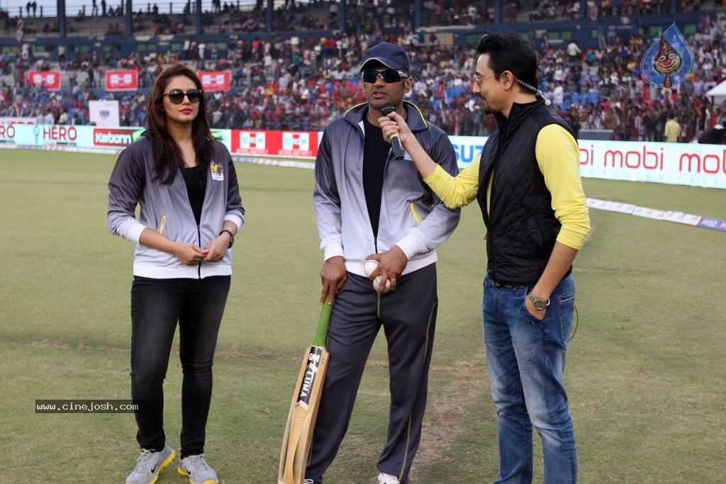 Bengal Tigers Vs Mumbai Heroes Match - 197 / 216 photos