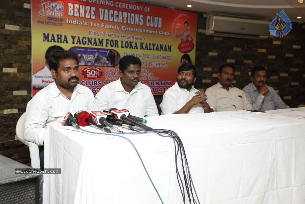 Benze Vaccations Club Press Meet - 16 / 28 photos