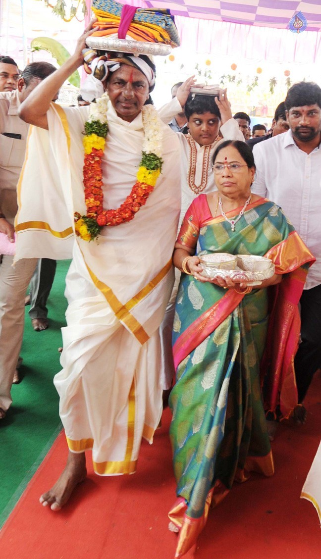 Bhadradri Sri Sita Rama Kalyanam Photos - 12 / 21 photos