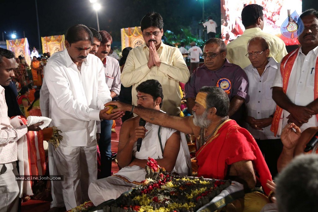 Bhakthi TV Koti Deepothsavam Day 11 - 9 / 99 photos