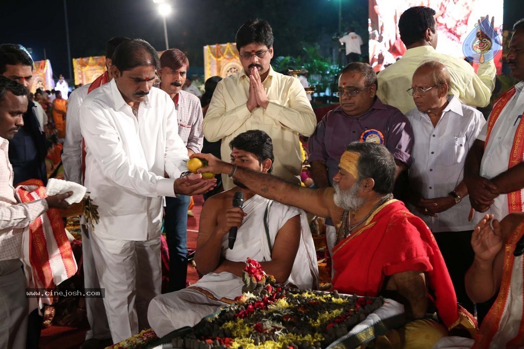 Bhakthi TV Koti Deepothsavam Day 11 - 70 / 99 photos