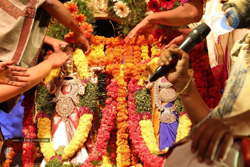 Bhakthi TV Koti Deepothsavam Day 11 - 84 / 99 photos