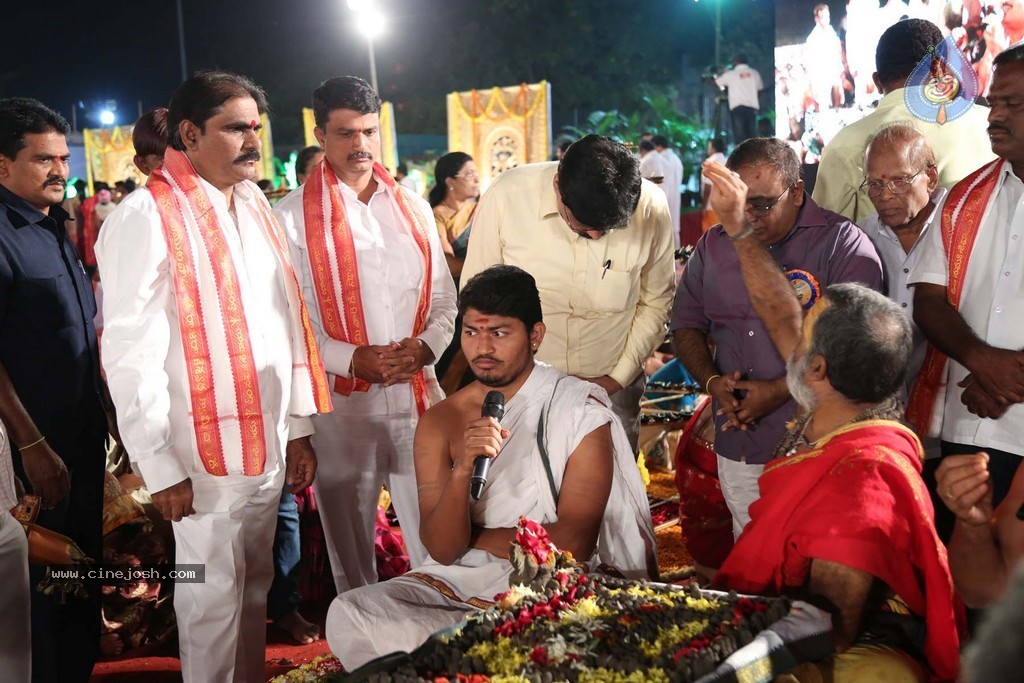 Bhakthi TV Koti Deepothsavam Day 11 - 99 / 99 photos
