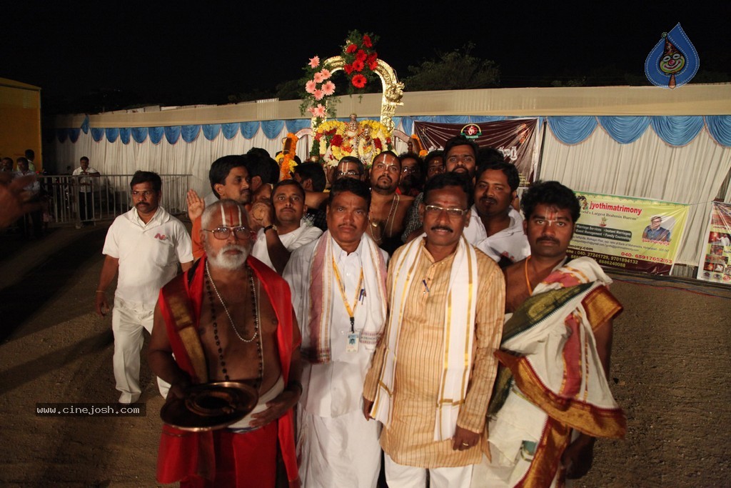 Bhakthi TV Koti Deepothsavam Day 13 - 37 / 62 photos