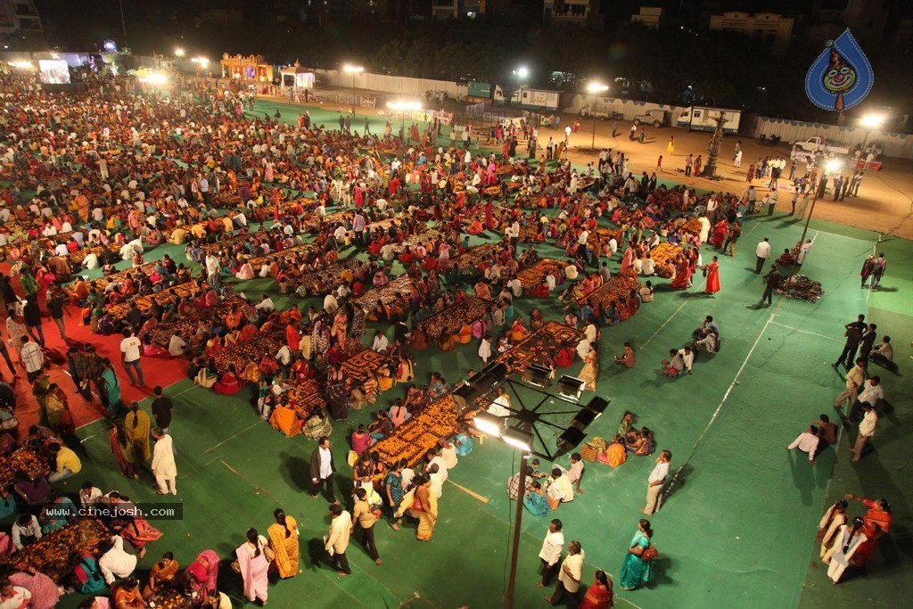 Bhakthi TV Koti Deepothsavam Day 15 - 11 / 148 photos