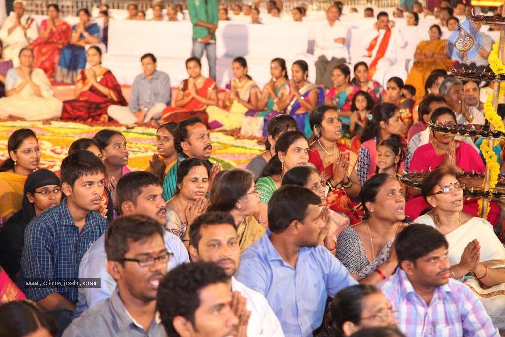 Bhakthi TV Koti Deepothsavam Day 15 - 15 / 148 photos