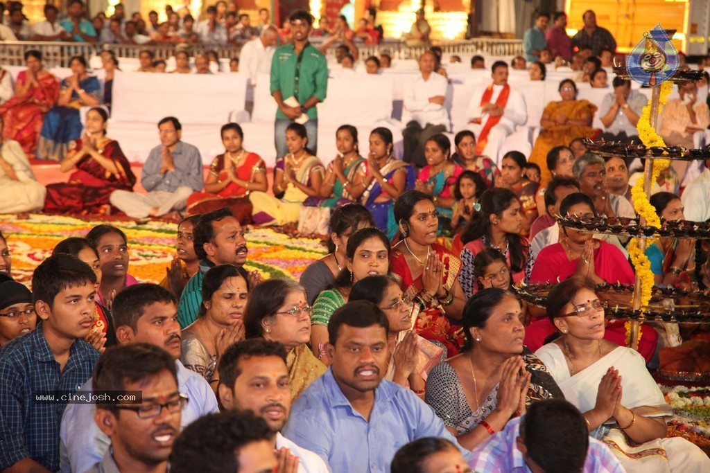 Bhakthi TV Koti Deepothsavam Day 15 - 46 / 148 photos