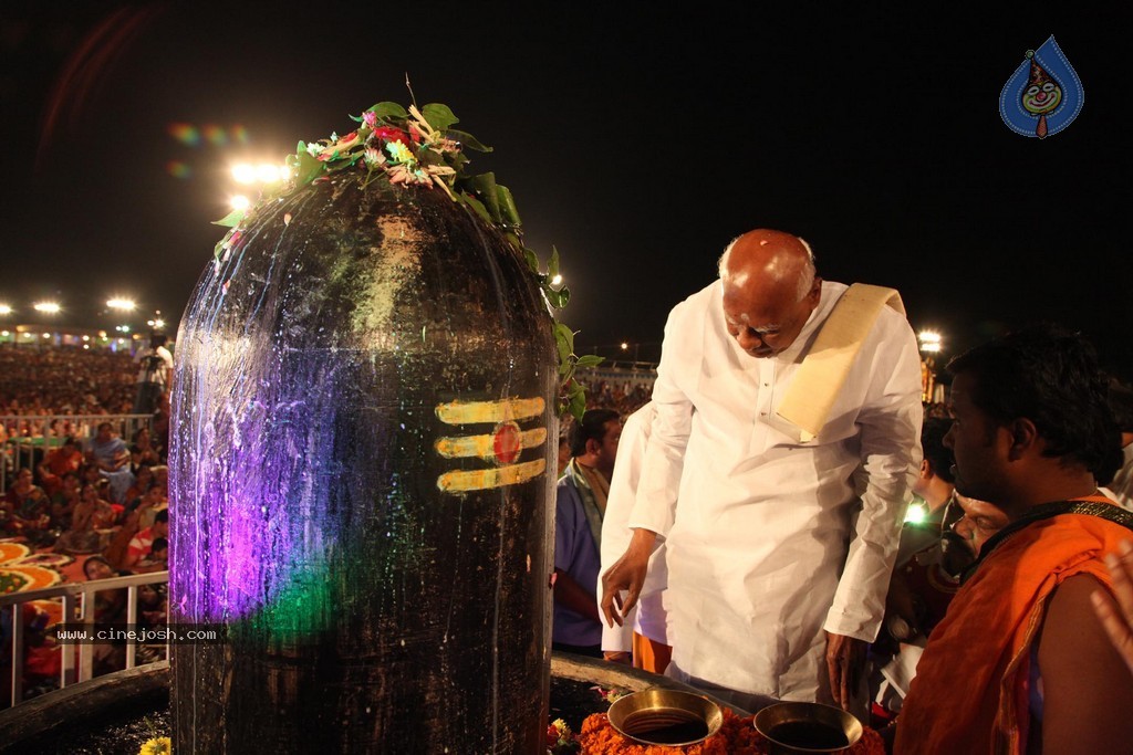 Bhakthi TV Koti Deepothsavam Day 15 - 78 / 148 photos