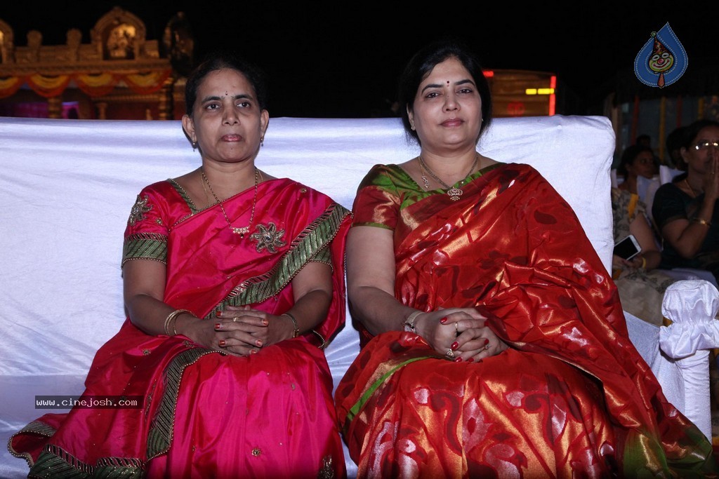 Bhakthi TV Koti Deepothsavam Day 15 - 106 / 148 photos